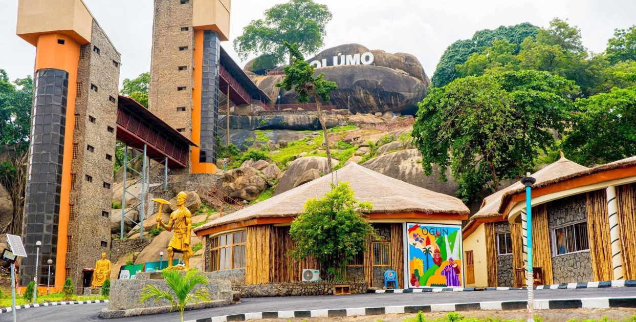 Olumo Rock Tourist Centre — photo 3