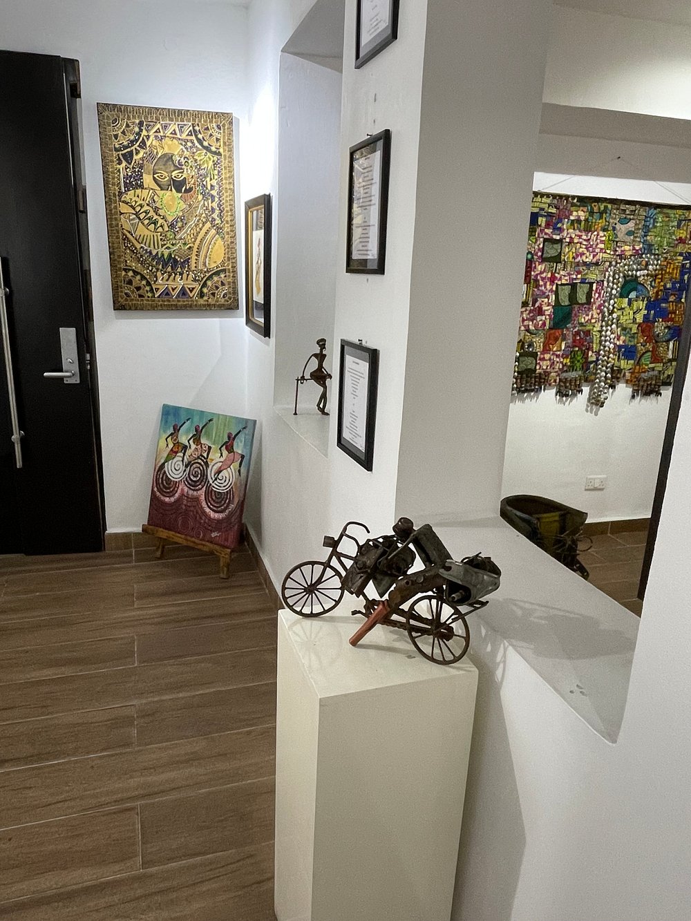 Delaroke Art Gallery — photo 4
