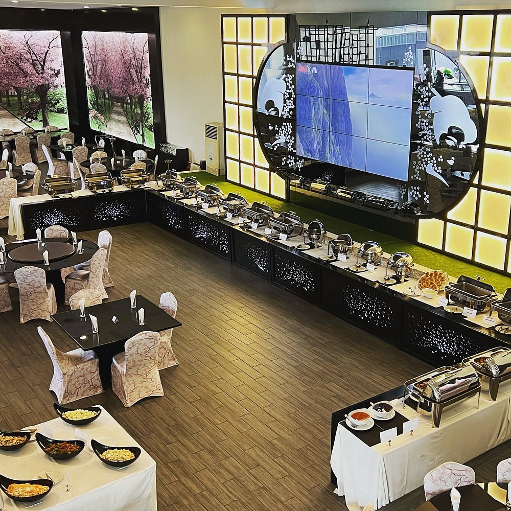 Asia Town Restaurant — photo 1