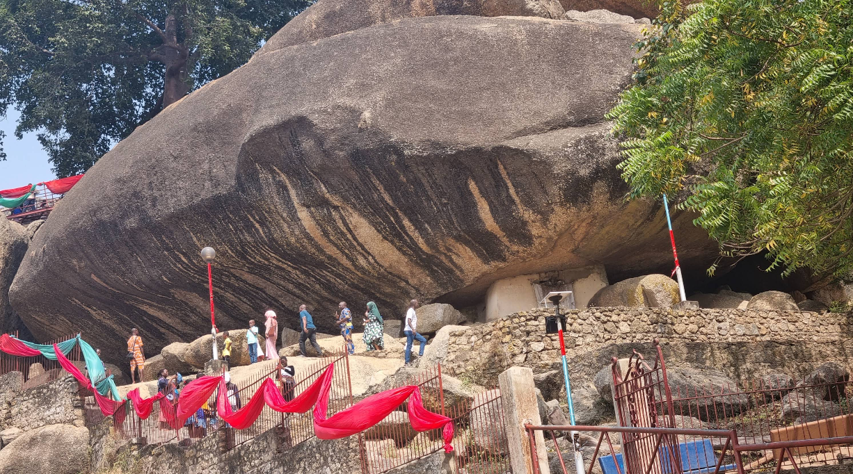 Olumo Rock Tourist Centre — photo 1