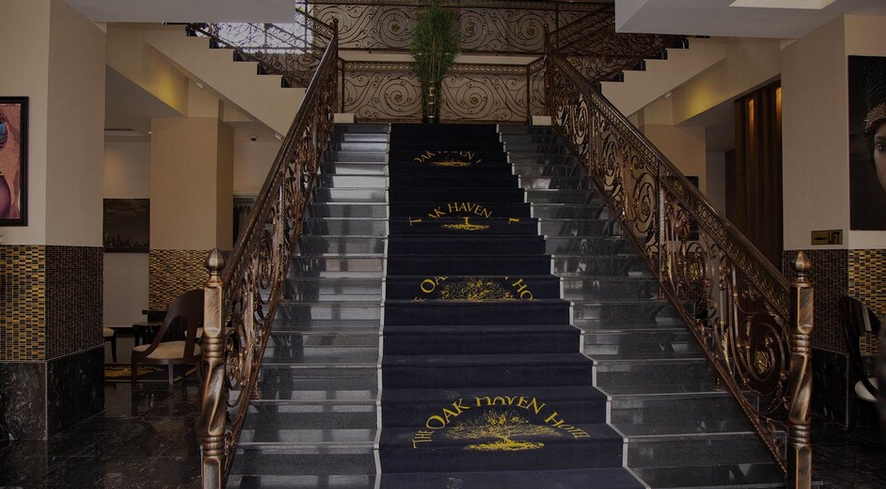 Oak Haven Hotel And Suites — photo 3