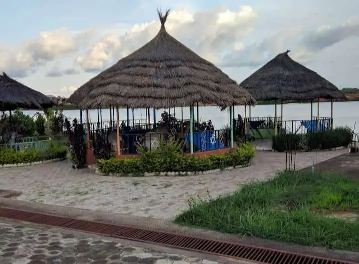 Rayfield Resort