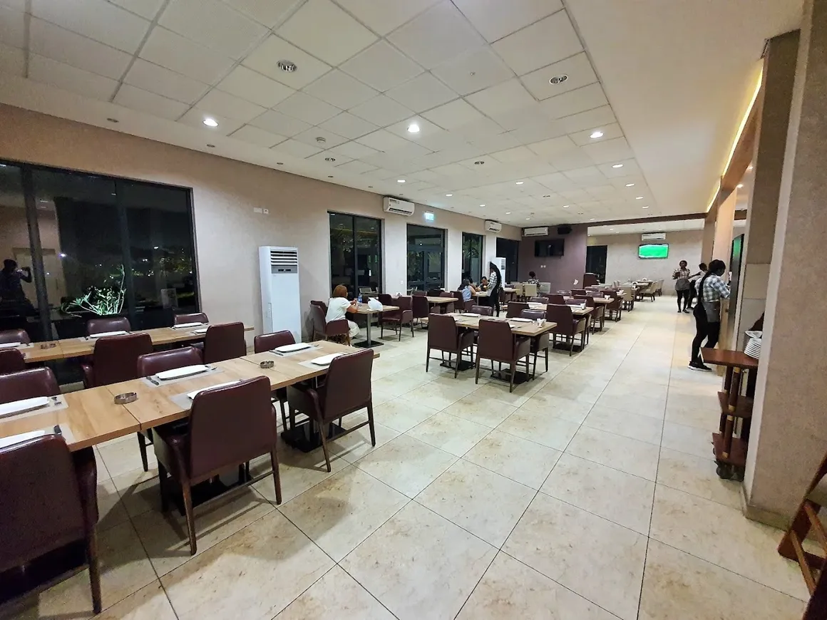 Michael Garden Restaurant